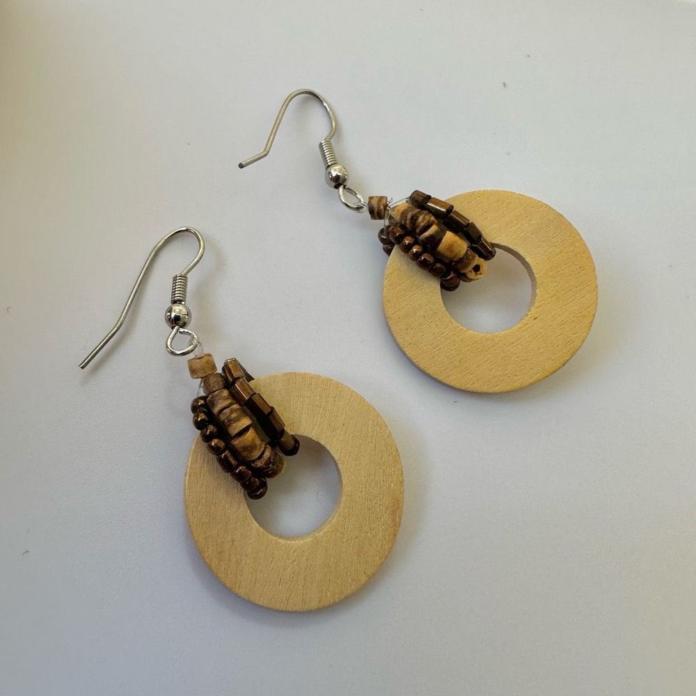 Wood circle drop earrings